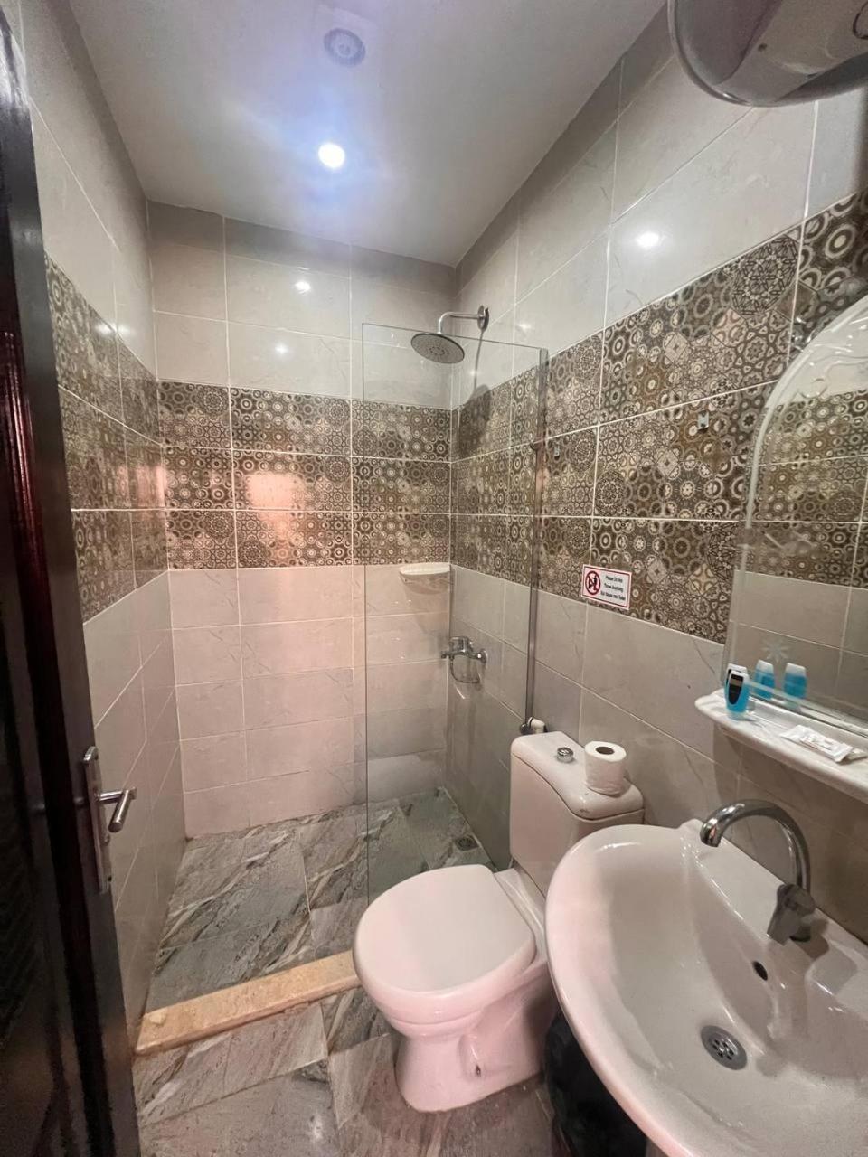 City Pyramids Inn Kafret el-Gabal エクステリア 写真